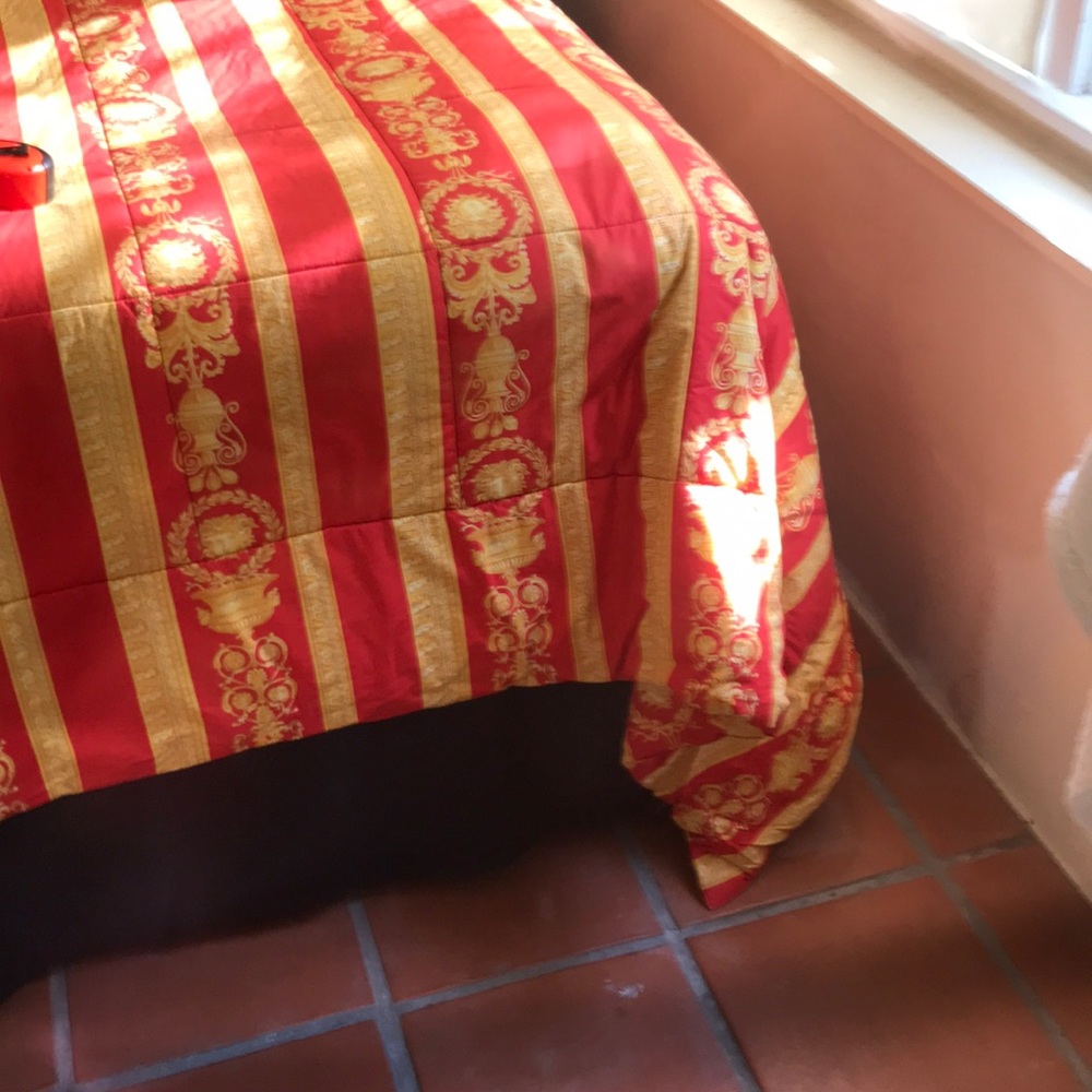 VERSACE Authentic comforter/bed cover - Picture 6 of 8